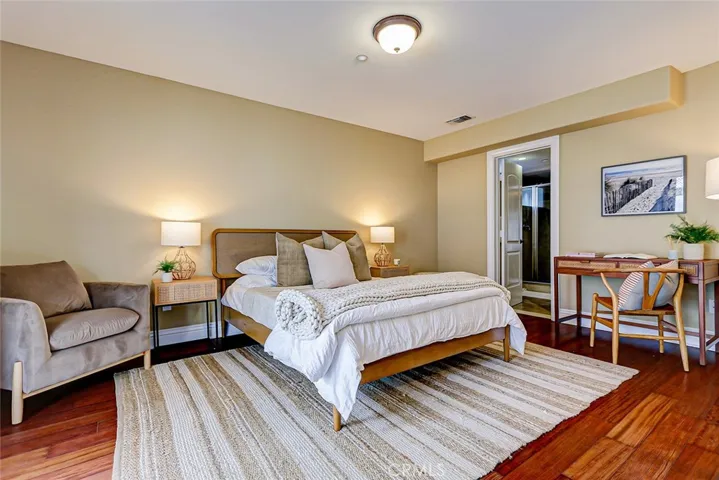 502 N Juanita Avenue B, Redondo Beach, California 90277
