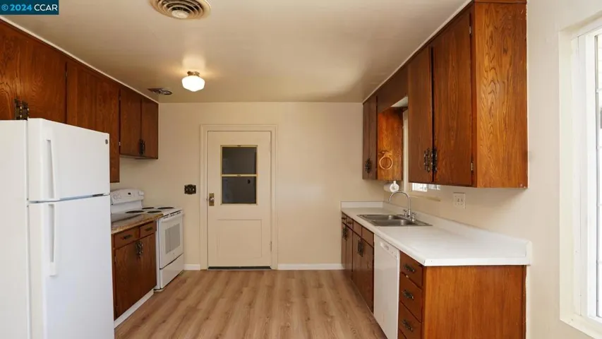 11273 Garden Hwy, Yuba City, California 95991