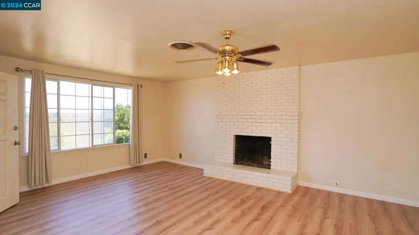 11273 Garden Hwy, Yuba City, California 95991