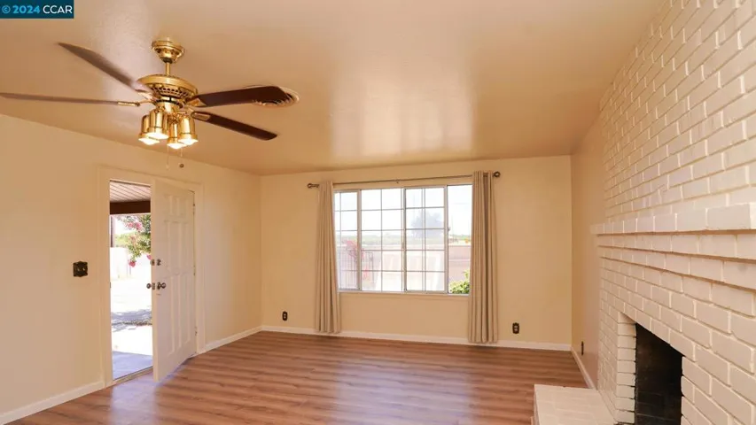 11273 Garden Hwy, Yuba City, California 95991