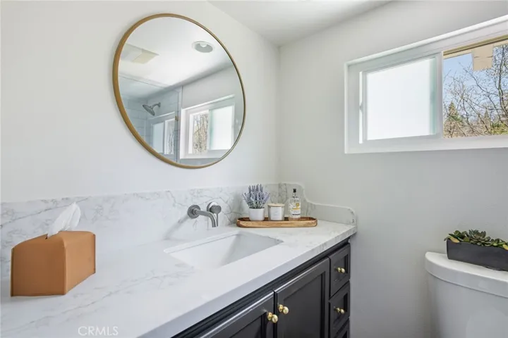 27950 St Bernard Lane, Lake Arrowhead, California 92352