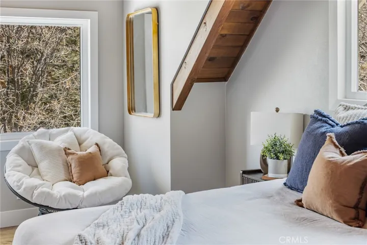 27950 St Bernard Lane, Lake Arrowhead, California 92352