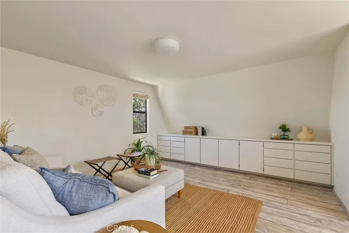 296 Pacific Avenue, Cayucos, California 93430