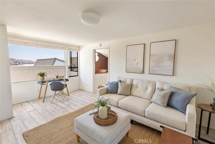296 Pacific Avenue, Cayucos, California 93430