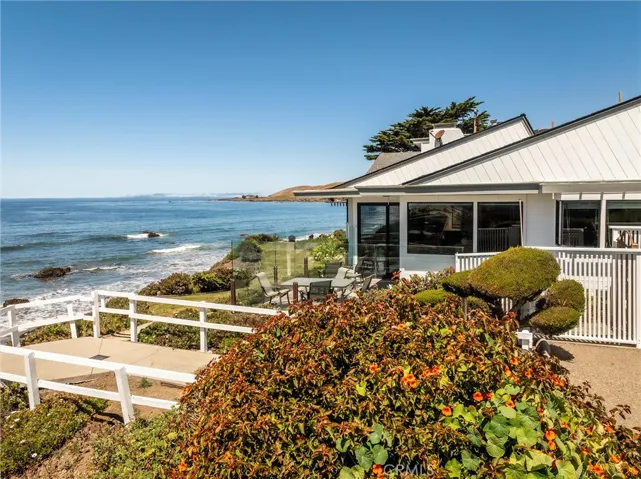 296 Pacific Avenue, Cayucos, California 93430