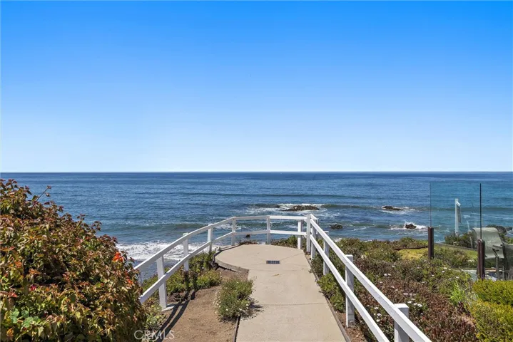 296 Pacific Avenue, Cayucos, California 93430
