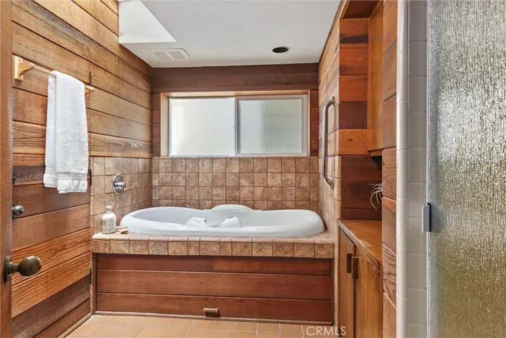 296 Pacific Avenue, Cayucos, California 93430