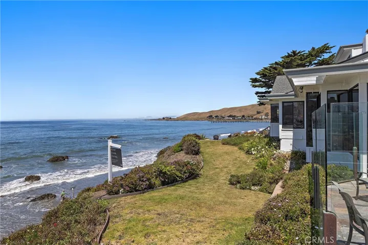 296 Pacific Avenue, Cayucos, California 93430