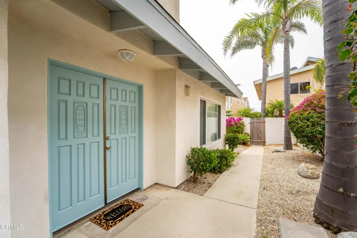 5506 breakers  MLS-4