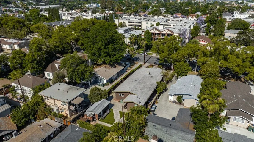 55 N Meridith Avenue, Pasadena, California 91106