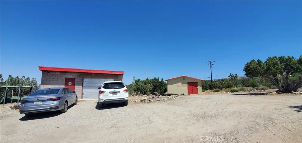 400 Mesquite Road, Pinon Hills, California 92372