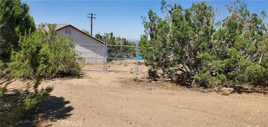 400 Mesquite Road, Pinon Hills, California 92372