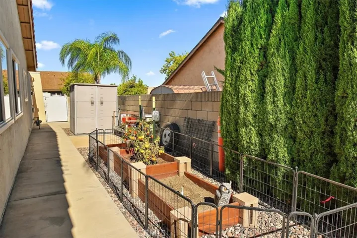 1321 Wilson Ave, Upland, California 91786-2563