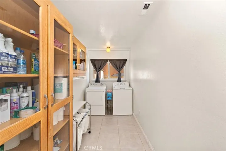 1321 Wilson Ave, Upland, California 91786-2563