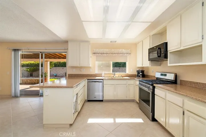 1321 Wilson Ave, Upland, California 91786-2563