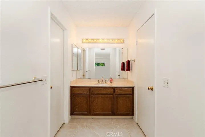 1321 Wilson Ave, Upland, California 91786-2563