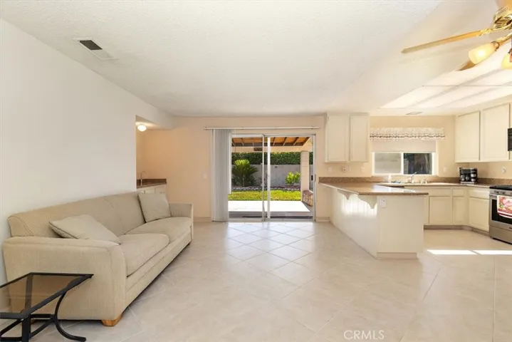 1321 Wilson Ave, Upland, California 91786-2563