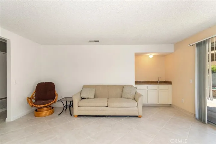 1321 Wilson Ave, Upland, California 91786-2563