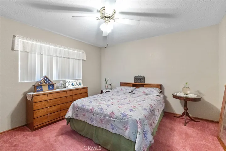 14544 Quivero Road, Apple Valley, California 92307