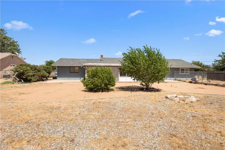 14544 Quivero Road, Apple Valley, California 92307