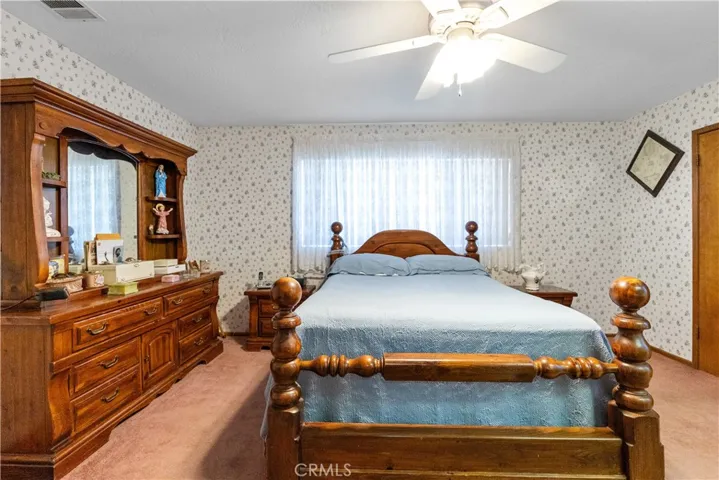14544 Quivero Road, Apple Valley, California 92307