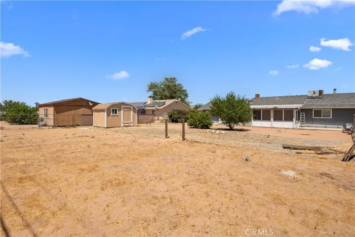 14544 Quivero Road, Apple Valley, California 92307