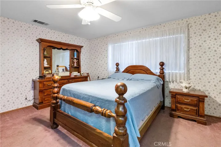 14544 Quivero Road, Apple Valley, California 92307