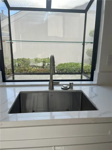 14 Summerfield, Irvine, California 92614
