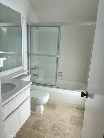 14 Summerfield, Irvine, California 92614