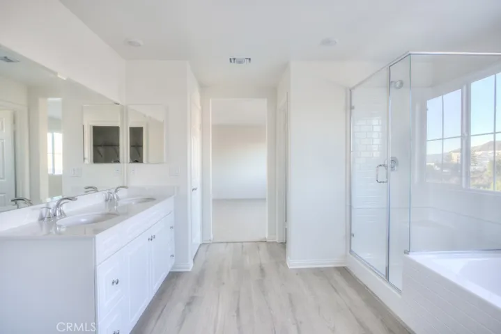 19299 Sweet Grove Circle, Riverside, California 92507