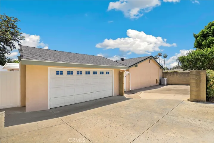 17121 La Kenice Way, Yorba Linda, California 92886