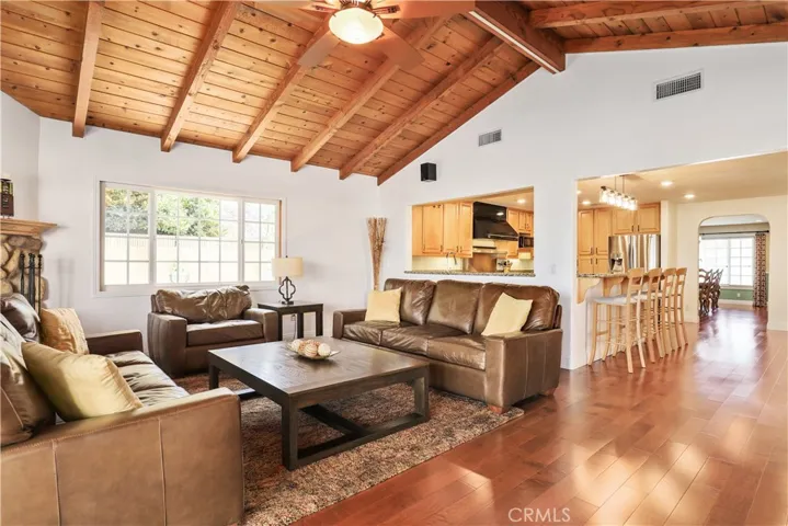 17121 La Kenice Way, Yorba Linda, California 92886