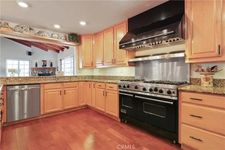 17121 La Kenice Way, Yorba Linda, California 92886