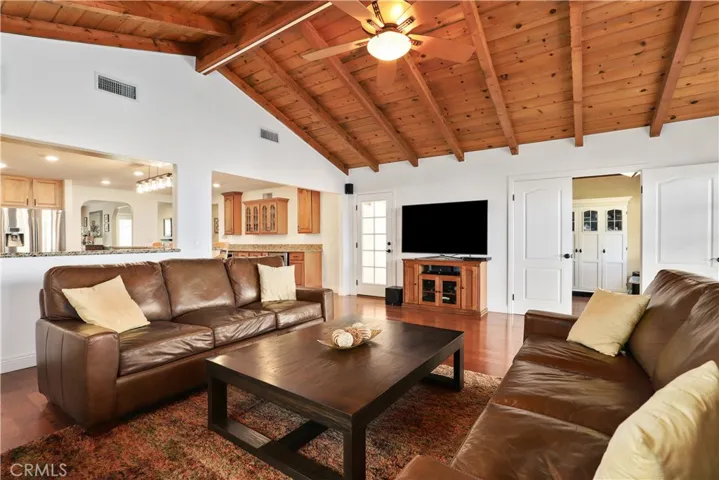 17121 La Kenice Way, Yorba Linda, California 92886