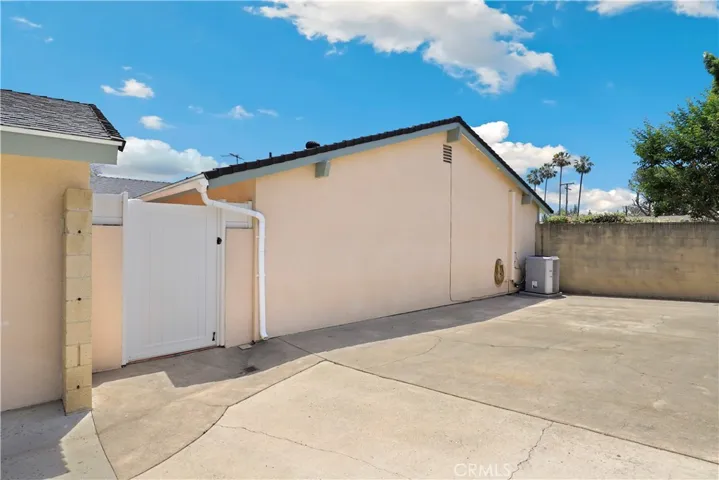 17121 La Kenice Way, Yorba Linda, California 92886