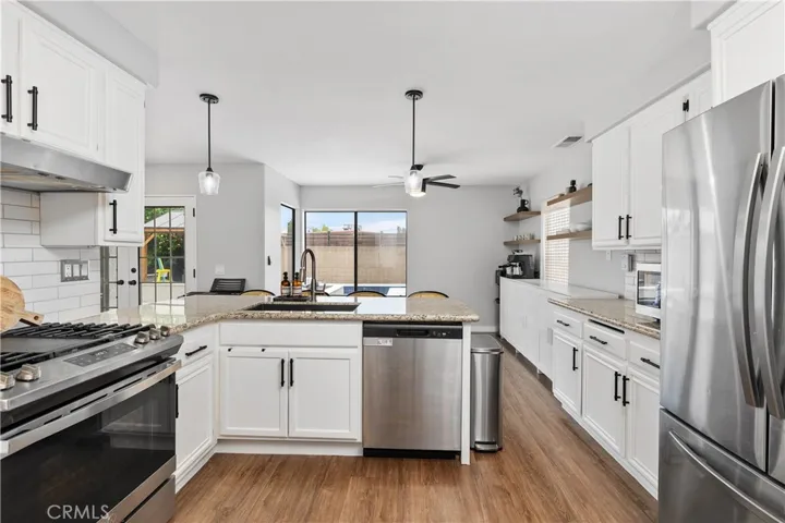 25516 Brownestone Way, Murrieta, California 92563
