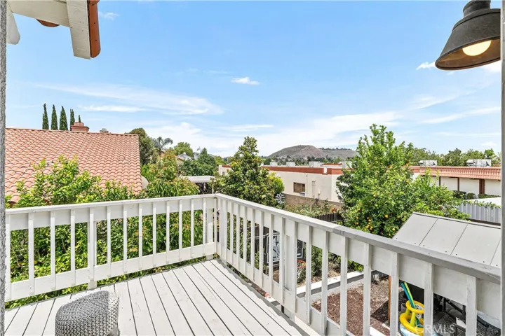 25516 Brownestone Way, Murrieta, California 92563