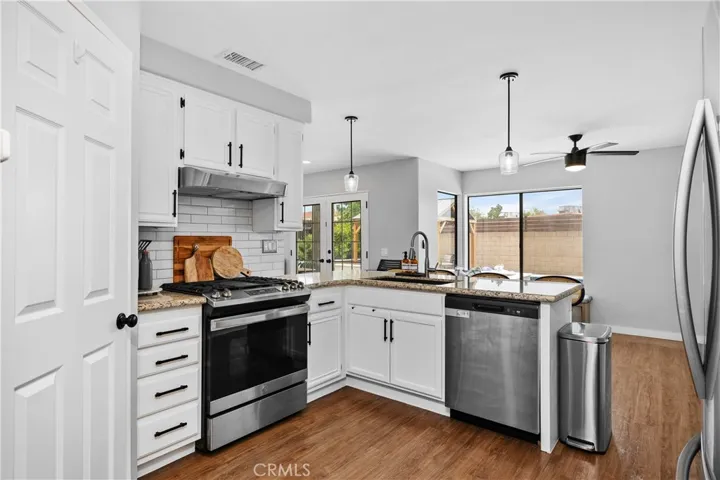 25516 Brownestone Way, Murrieta, California 92563