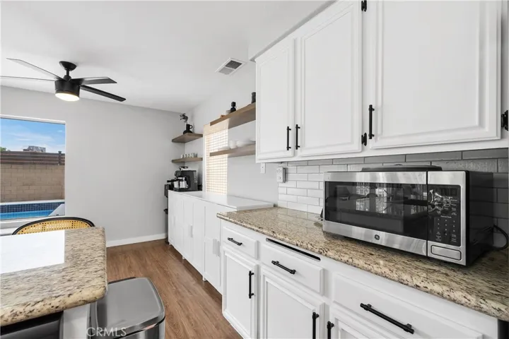 25516 Brownestone Way, Murrieta, California 92563