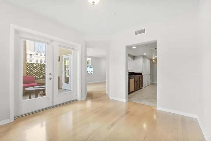 301 W G Street 101, San Diego, California 92101