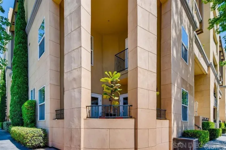 301 W G Street 101, San Diego, California 92101