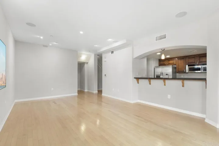 301 W G Street 101, San Diego, California 92101
