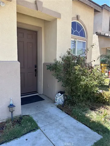 1384 Plaza Way, Perris, California 92570