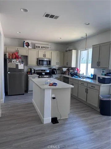 1384 Plaza Way, Perris, California 92570