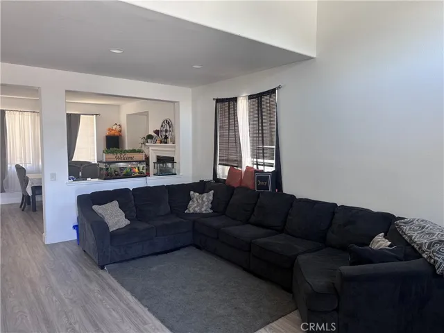 1384 Plaza Way, Perris, California 92570
