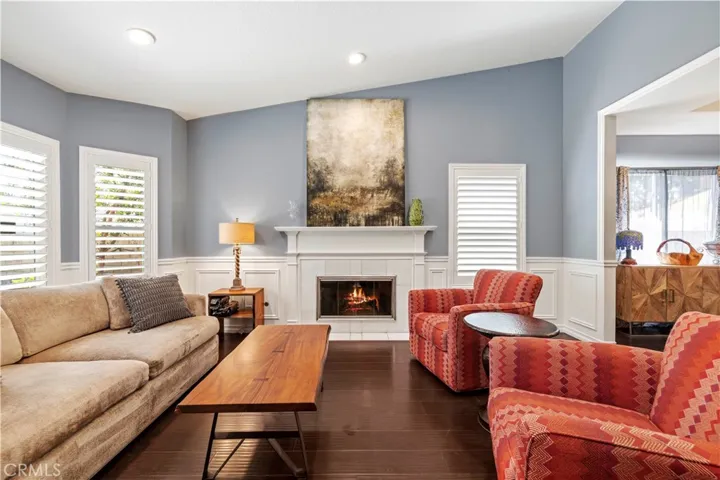 22449 Paragon Dr., Saugus, California 91350