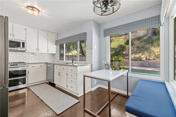 22449 Paragon Dr., Saugus, California 91350