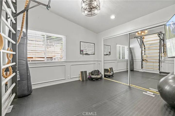 22449 Paragon Dr., Saugus, California 91350