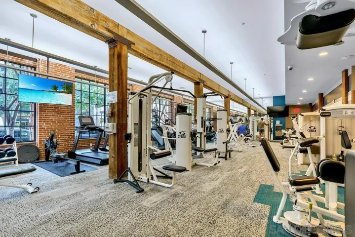 500 W. Harbor Dr. #1010, San Diego, California 92101