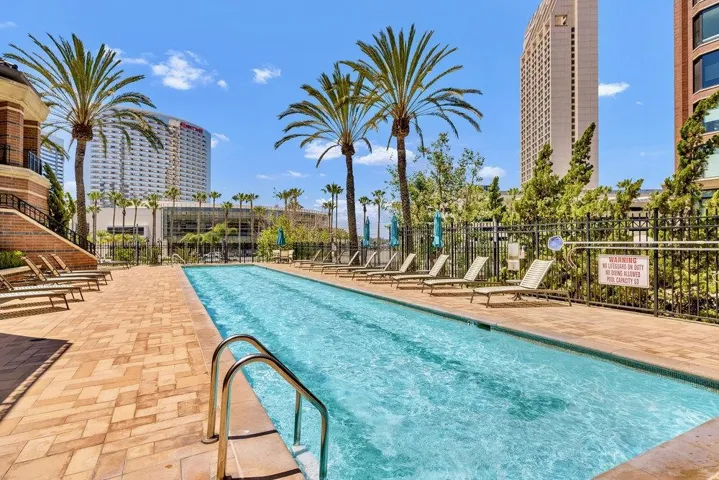 500 W. Harbor Dr. #1010, San Diego, California 92101